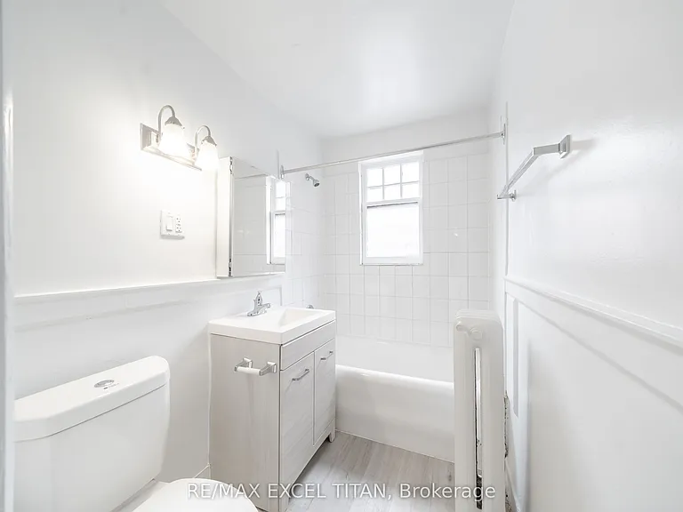 12 Kingston Rd #76 — Photo 8