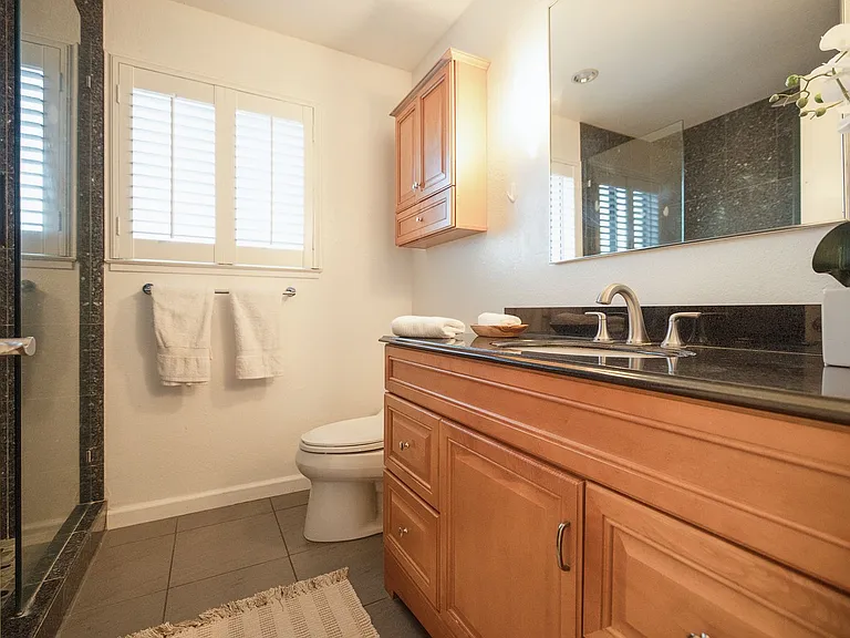 504 Ocean Ave #4 — Photo 18