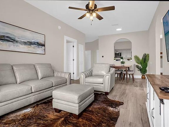 2nd image of 8103 COCONUT PALM WAY #103