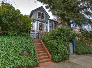 4205 S Corbett Ave, Portland, OR