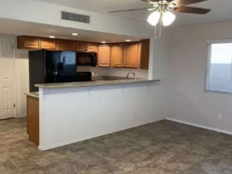 2130 Sahara Dr #1-4 — Photo 10