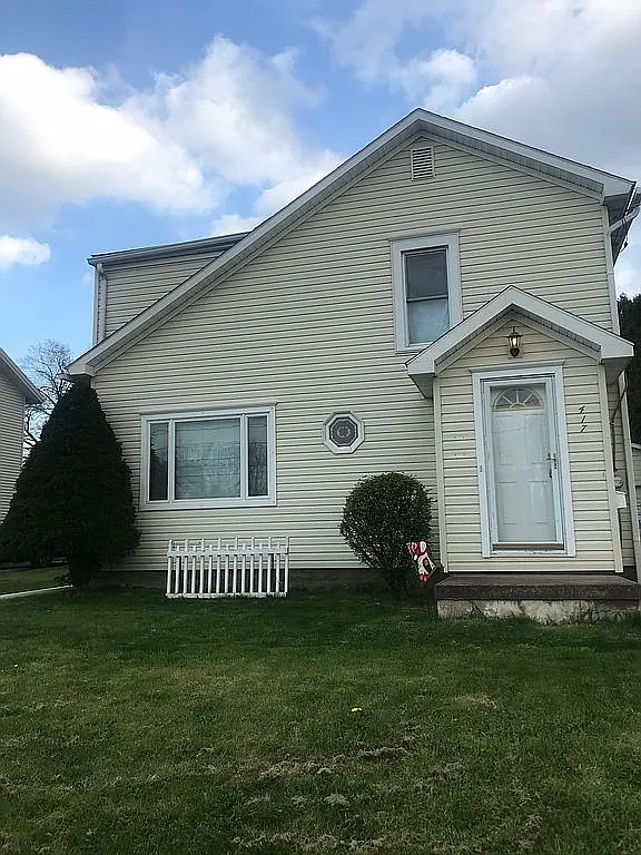 417 Milliken Ave photo 1