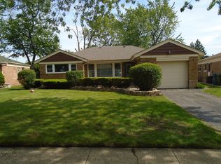4115 Dean Dr, Oak Lawn, IL 60453