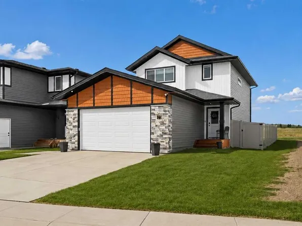 37 W Toal Close, Red Deer, AB T4P 0W6