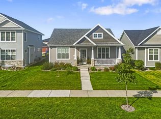 1844 Autumn Lake Pkwy, Madison, WI 53718