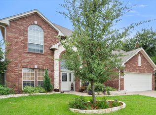 308 Faith Ct, Burleson, TX 76028