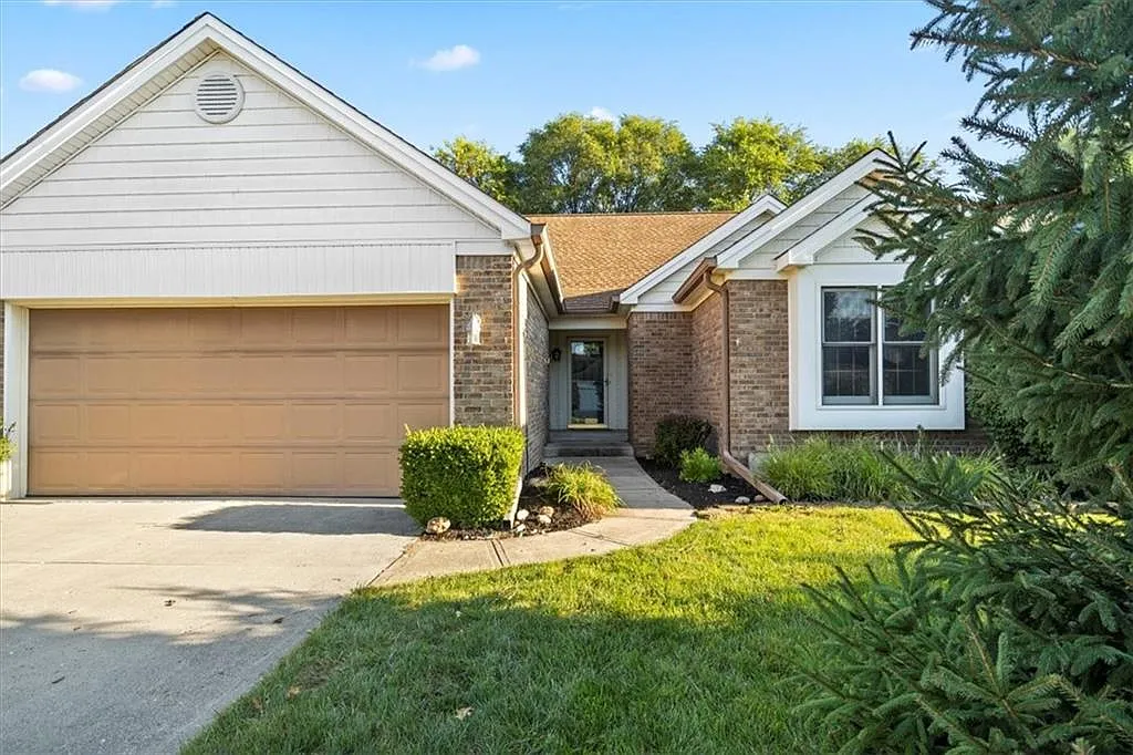 1106 Acadia Ct photo 1
