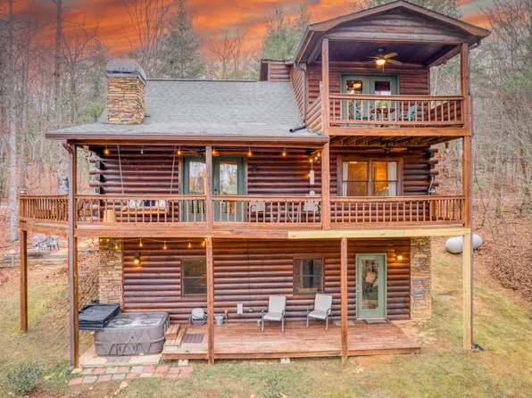 288 Kim Bolton Dr, Morganton, GA 30560