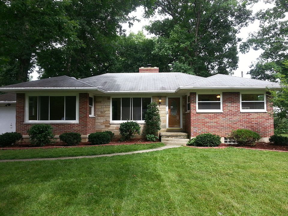 1st image of 946 Shady Ln