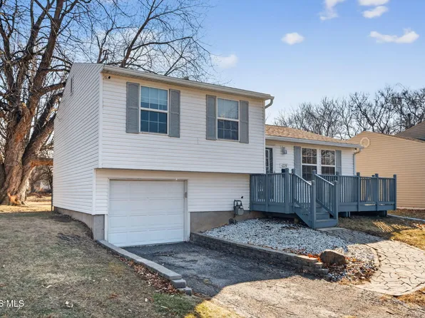 4220 Northshire Rd, Toledo, OH 43611