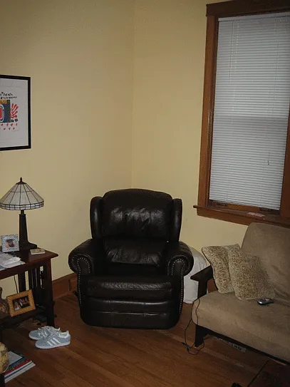 Damen & Berteau Apartments — Photo 3