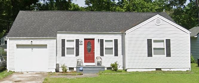 1st image of 117 N Lovell Ave