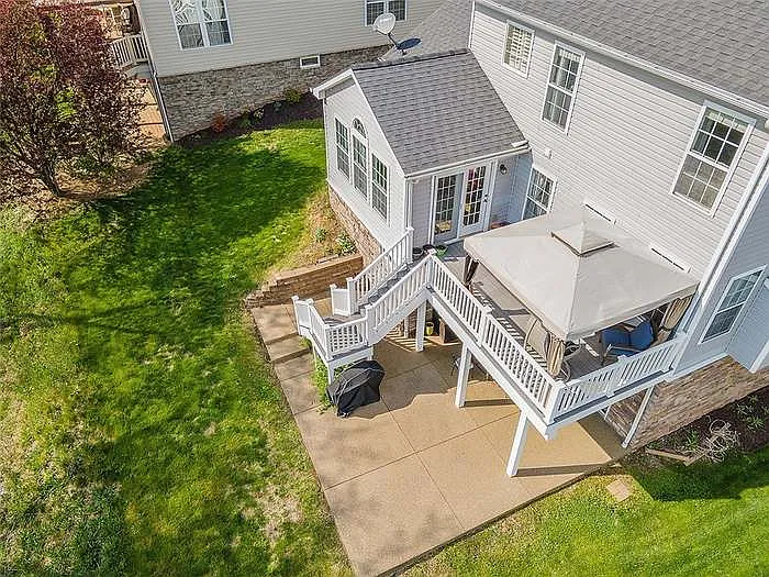 5702 Stockbridge Ct — Photo 10