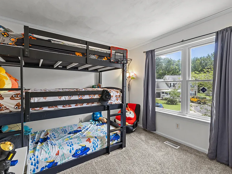 517 Pecan Ct — Photo 8