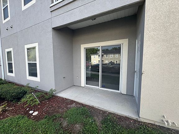 2nd image of 5051 Playpen Dr Unit 5