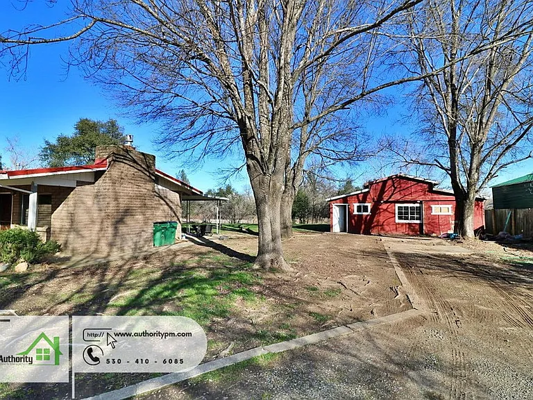 8807 Deschutes Rd — Photo 3