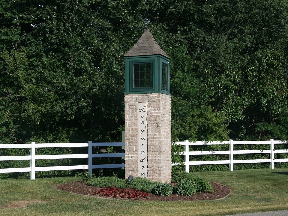 2nd image of 209 Arlington Ln