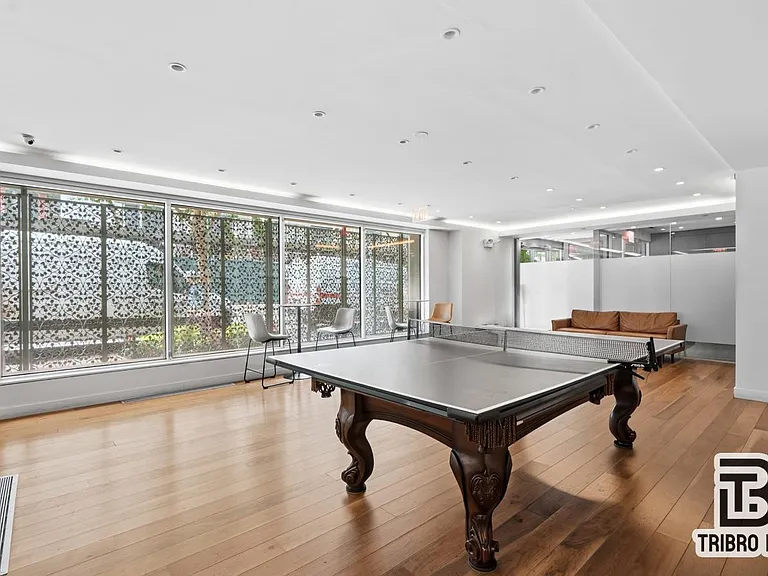 151 W 21st St #3A — Photo 11
