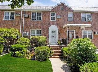 7331 174th St, Fresh Meadows, NY 11366