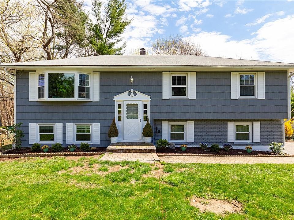 1st image of 12 N Ross Drive