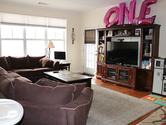 2nd image of 35 W Broad St Unit 107