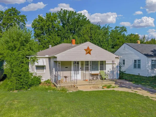 727 S Fountain Ave, Wichita, KS 67218