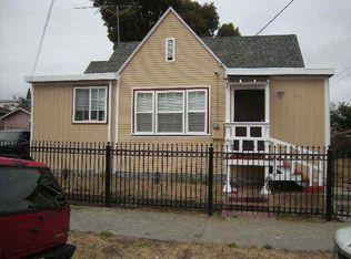 8415 Olive St, Oakland, CA 94621