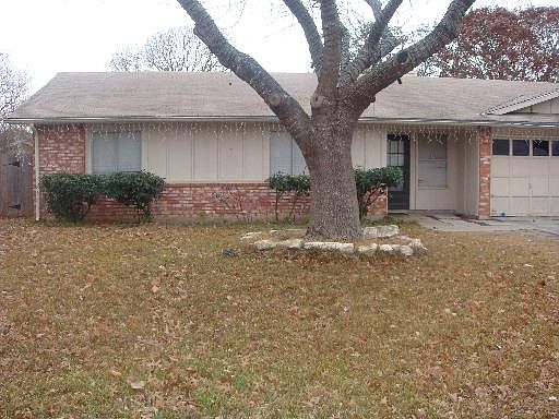 2nd image of 14300 Pembridge Dr