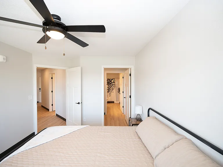 1075 4th St NE #131 — Photo 9