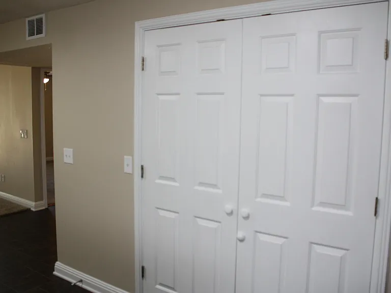 Washer and dryer room/storage
