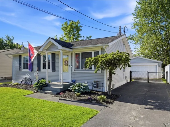 13 Blick St, Sloan, NY 14212