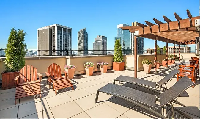 Rented by Compass | media 31