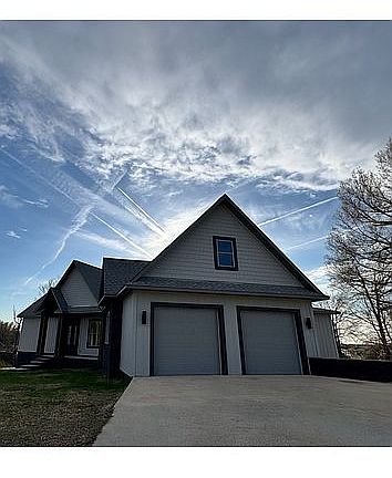 2nd image of 1310 Bridges Ave E