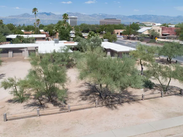 450 S Rosemont Blvd, Tucson, AZ 85711