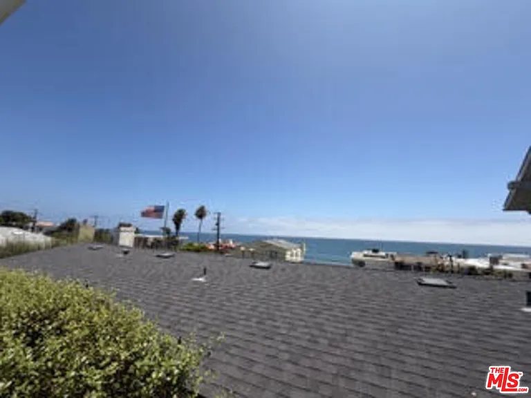 25119 Malibu Rd — Photo 17