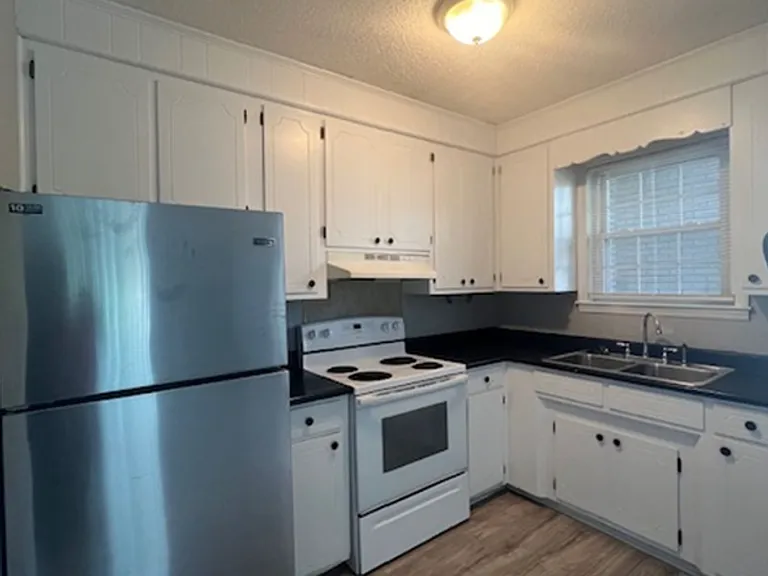 The Villas at Oakwood — Photo 8