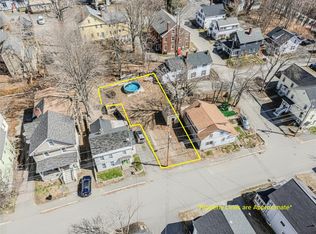 35 Oak St, Augusta, ME 04330