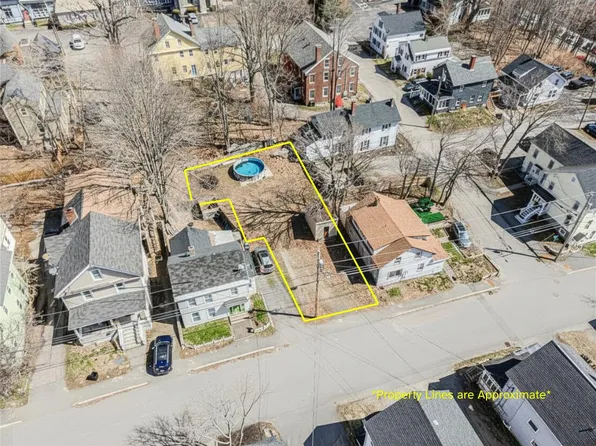 35 Oak Street, Augusta, ME 04330