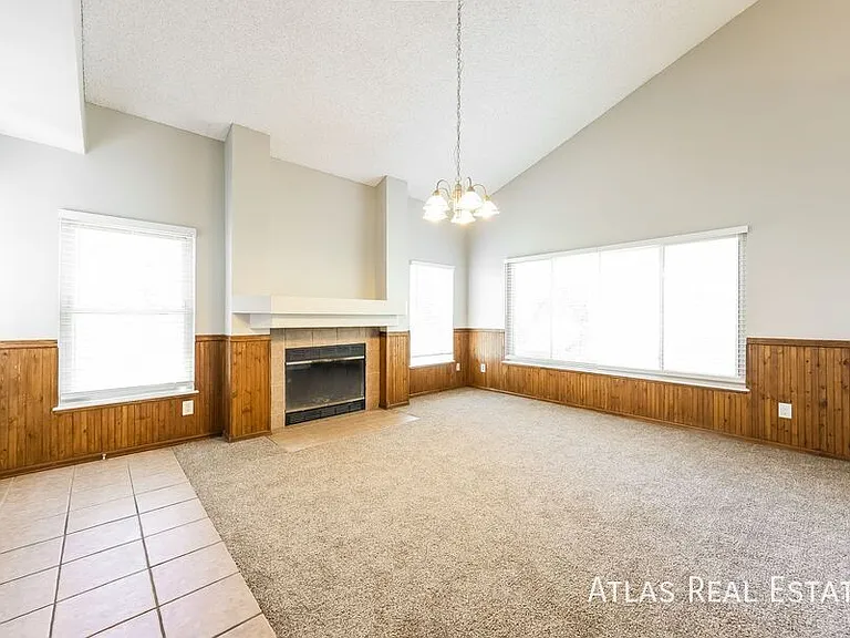 3545 Cranswood Way — Photo 2