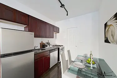 Rented by Platinum Properties