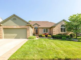 49140 Frances Dr, Macomb, MI 48044