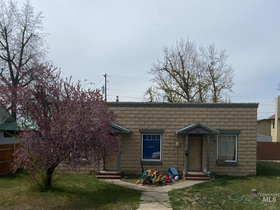 1st image of 309-311 N Commercial Ave