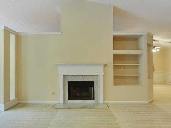 5th image of 422 Leatherwood Ct