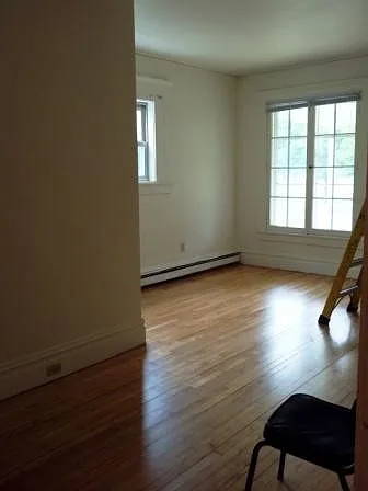 3 bed, 1322 sqft, $1,350 — Photo 3
