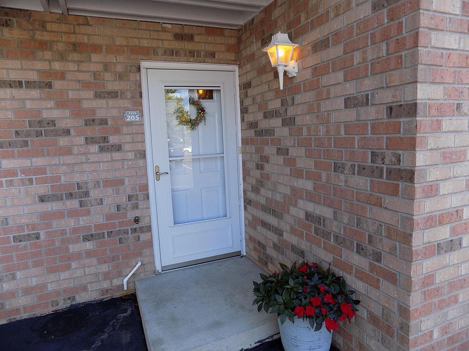 1st image of 1219 North Sunnyslope DRIVE #205