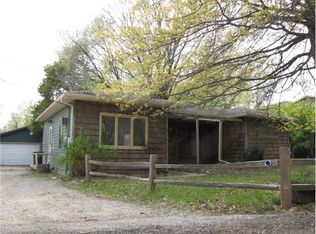 1815 Grand Blvd, Waterloo, IA 50701