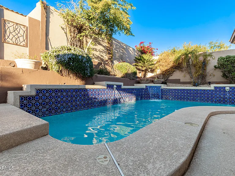 10602 E Blanche Dr — Photo 33