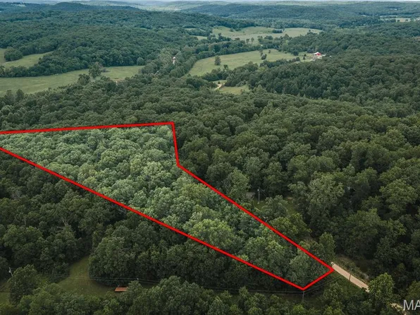 275 Oakidge Rd, Bourbon, MO 65441