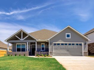 716 E Edgewater Pl S, Broken Arrow, OK 74012