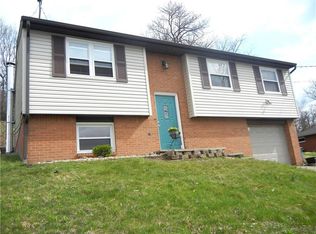 714 Locust St, Penn, PA 15675